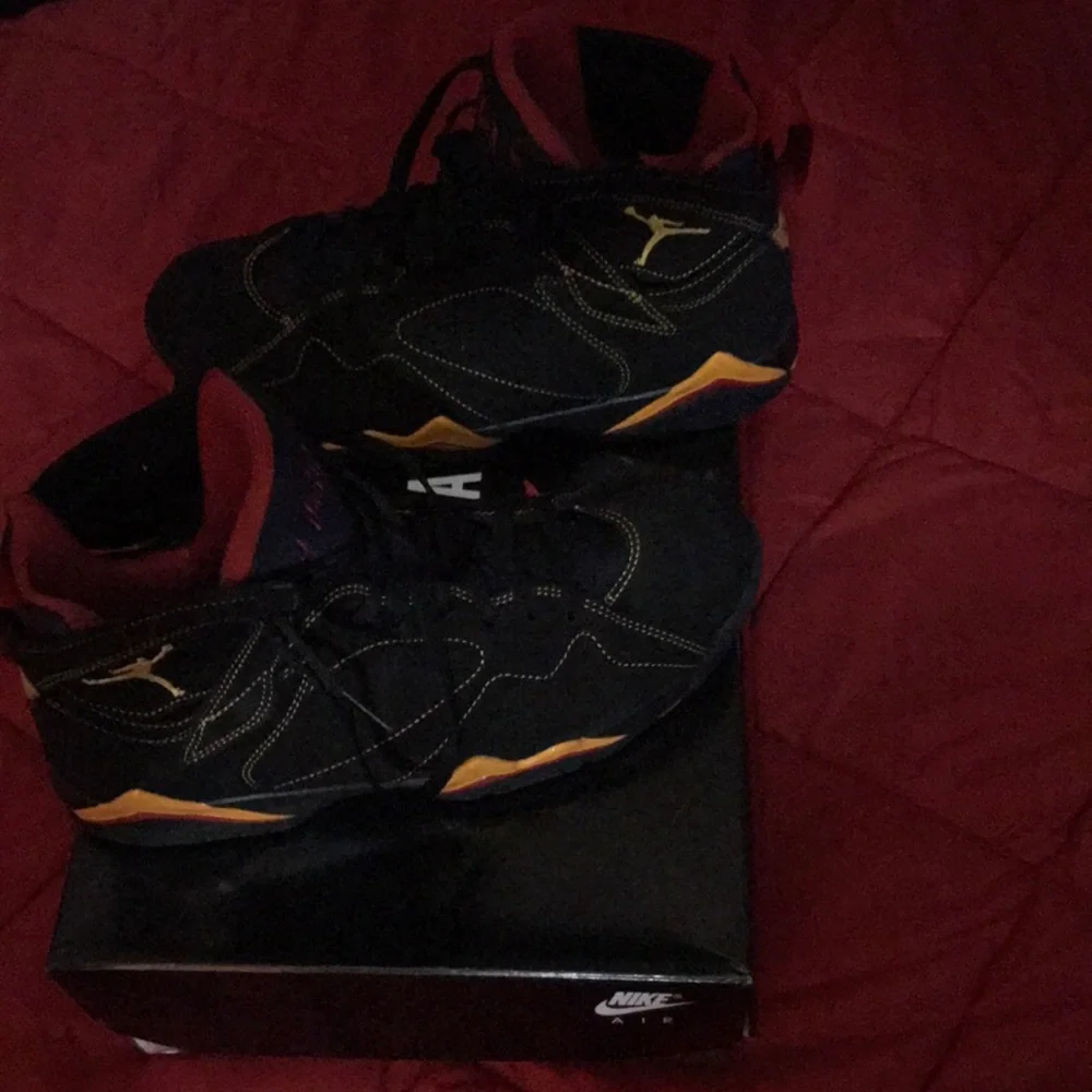 Authentic Men’s Air Jordan 7 Citrus Size: 9 (Worn Once) Shoe box torn a little - Picture 1 of 7